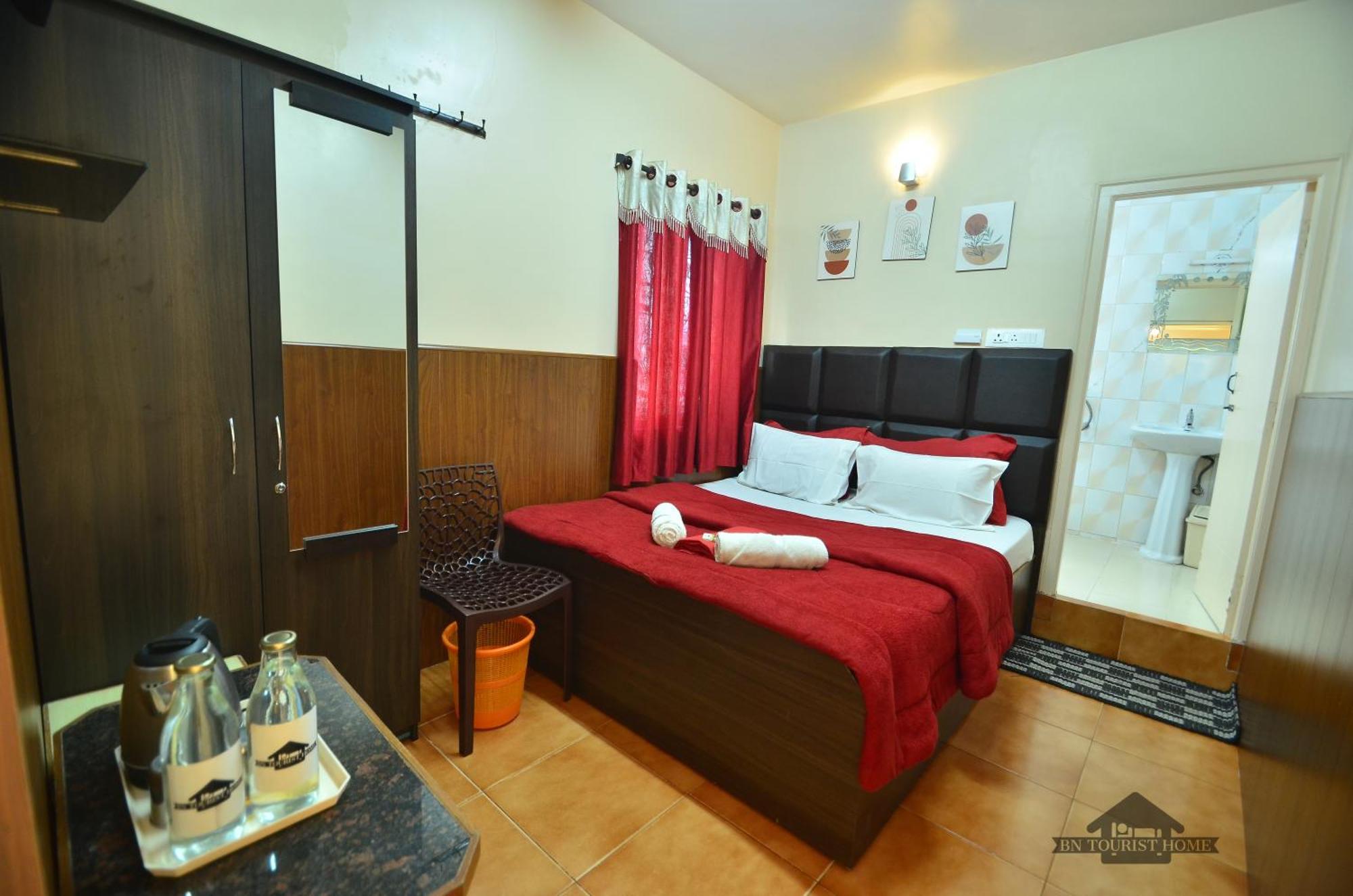Bn Tourist Home Утакаманд Экстерьер фото